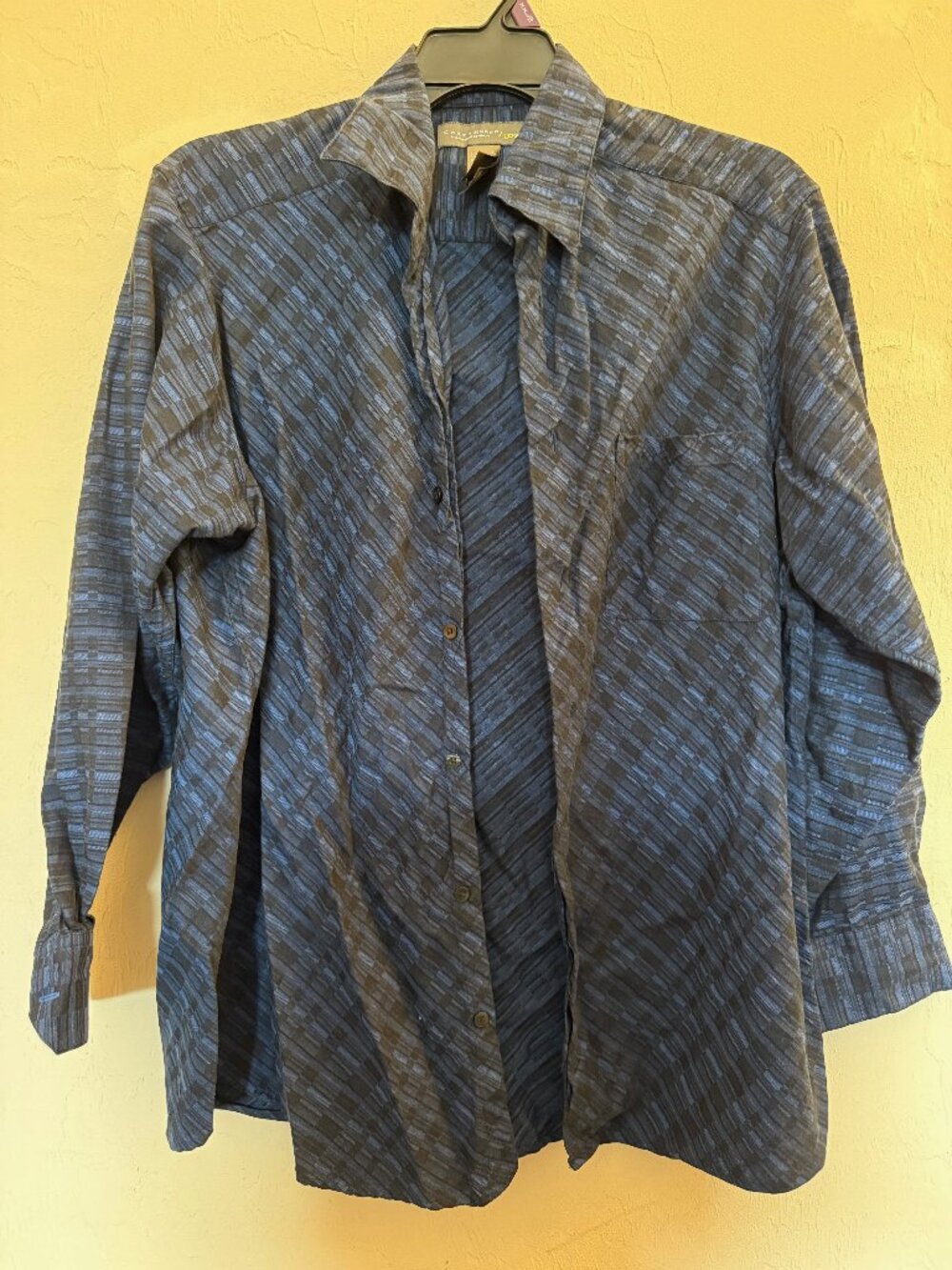 Crazy Horse Edge Claiborne Men's XL Blue Geometric 100% Cotton Button Down Shirt
